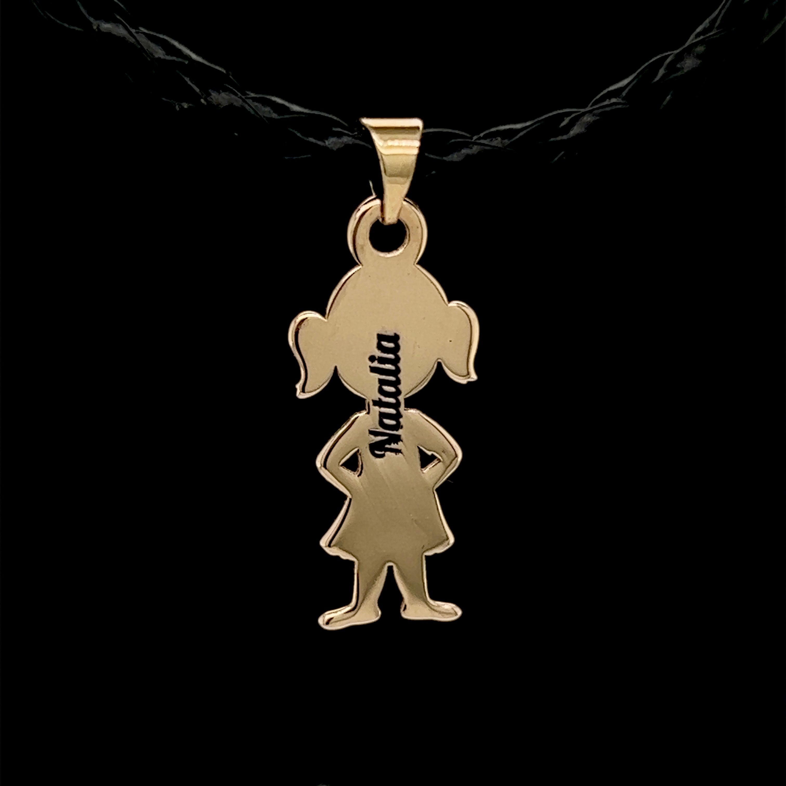 Dije De Niña con nombre grabado para Mama De Oro 10KT/10KT Gold Girl Pendant with name Engraved for Mom