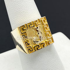 Anillo Inicial de Hombre 10KT Bicel Grecas Estilo Greek/Men's Initial Ring with Greek Border in 10KT Gold