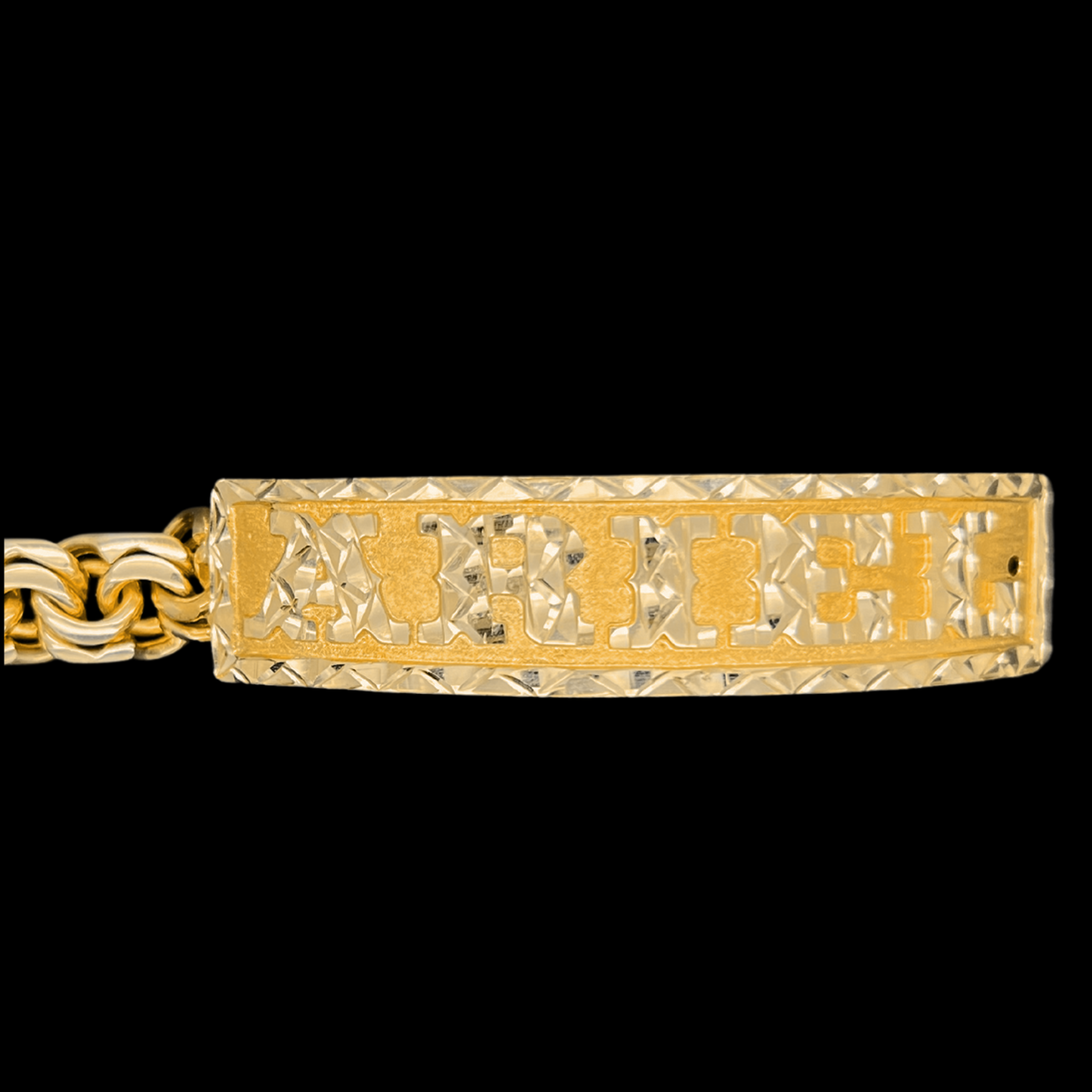 10KT Gold Ladies Chino Link Bracelet with Diamond Cut Border and Letters/ Esclava Tejido Chino para Mujer en Oro 10KT con Bicel y Letras Diamantadas